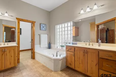 18598 Fm 1804, Lindale, TX 75771 - Photo 32