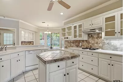 4117 Hollow Oak Cir., Tyler, TX 75707 - Photo 10