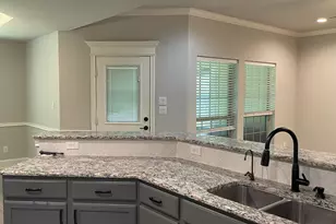815 E Grande Blvd, Tyler, TX 75703 - Photo 6