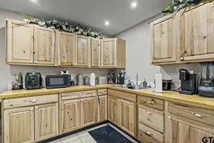 300 Cedar St, Crockett, TX 75835 - Photo 8