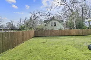 300 Cedar St, Crockett, TX 75835 - Photo 24