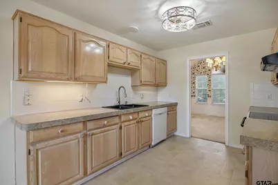 9300 Tipperary, Tyler, TX 75703 - Photo 8