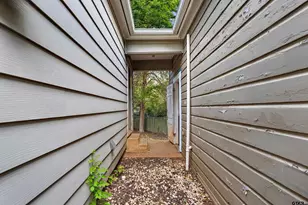 921 W Ellis Dr, Tyler, TX 75701 - Photo 28