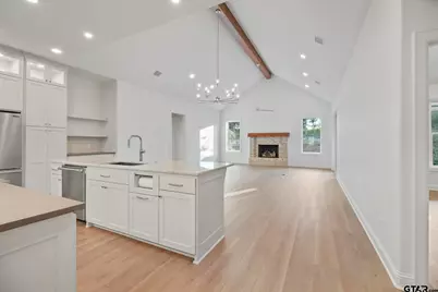 9244 Villas Ct, Tyler, TX 75703 - Photo 10