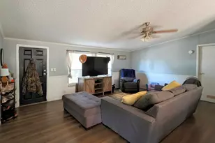 10706 Bourn Dr, Tyler, TX 75706 - Photo 2