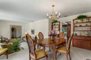 2811 Yorktown Dr, Tyler, TX 75701 - Photo 8