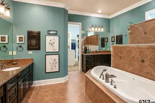 2216 Thornwood, Tyler, TX 75703 - Photo 24