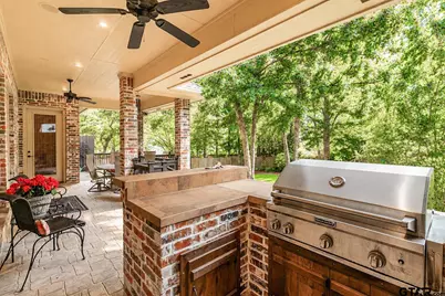 2216 Thornwood, Tyler, TX 75703 - Photo 44