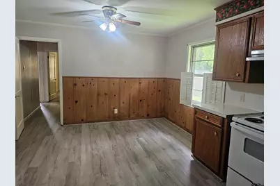1211 Webb, Henderson, TX 75654 - Photo 10