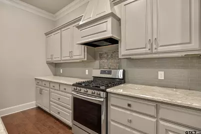 3854 Hogan Dr, Tyler, TX 75709 - Photo 8