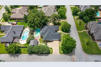 2102 Holly Creek Dr, Tyler, TX 75703 - Photo 6