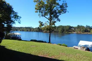 3073 E Lake Dr, Gladewater, TX 75647 - Photo 14