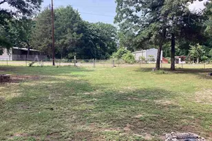 131 E Cedar Ln, Murchison, TX 75778 - Photo 6