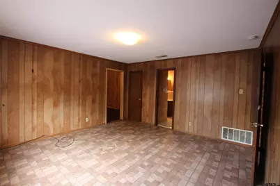 1428 1/2 E Houston, Tyler, TX 75702 - Photo 10