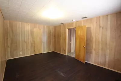 1428 1/2 E Houston, Tyler, TX 75702 - Photo 14