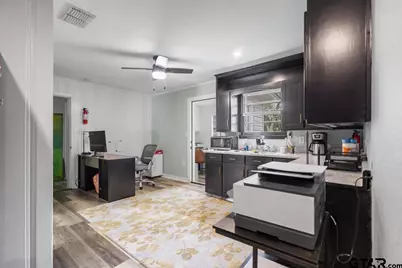 501 N Main, Lindale, TX 75771 - Photo 18