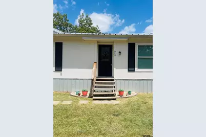 918 W Kuykendall Street, Grand Saline, TX 75140 - Photo 4