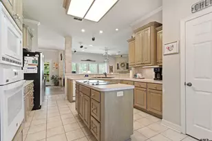 4005 Chapel Woods Blvd, Tyler, TX 75707 - Photo 6