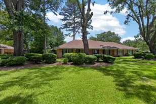 8240 Baylor Dr, Tyler, TX 75703 - Photo 2