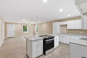 208 Lenox St, Pittsburg, TX 75686 - Photo 18