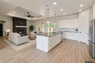 984 Mallard, Lindale, TX 75771 - Photo 2