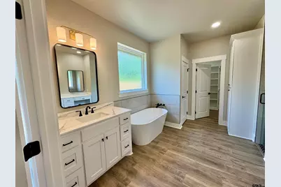 984 Mallard, Lindale, TX 75771 - Photo 8