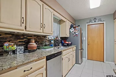 206 Carr, Mt Pleasant, TX 75455 - Photo 6