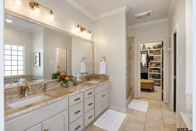 1413 Holly Creek Dr, Tyler, TX 75703 - Photo 22