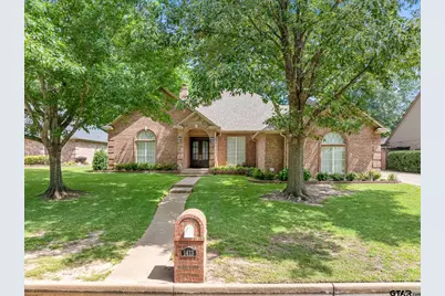 1413 Holly Creek Dr, Tyler, TX 75703 - Photo 2