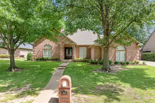 1413 Holly Creek Dr, Tyler, TX 75703 - Photo 2