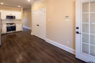 1912 Hollylake Cir, Tyler, TX 75703 - Photo 10