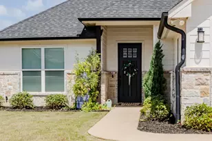 811 Charlie, Whitehouse, TX 75791 - Photo 2