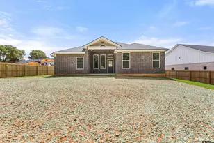 16430 Crossing Cir, Lindale, TX 75771 - Photo 30