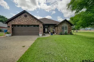 643 Winchester Dr, Chandler, TX 75758 - Photo 1