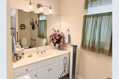 200 Saint Andrews Dr, Palestine, TX 75803 - Photo 36
