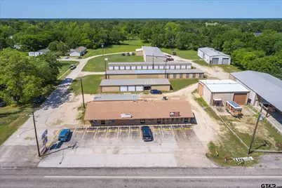 701 E Pine Street Unit D, Edgewood, TX 75117 - Photo 4