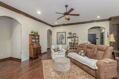 1604 Cimmarron Trl, Tyler, TX 75703 - Photo 10