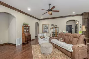 1604 Cimmarron Trail, Tyler, TX 75703 - Photo 10