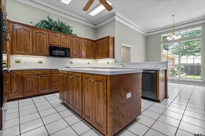 4923 Hallye Ln, Tyler, TX 75703 - Photo 12