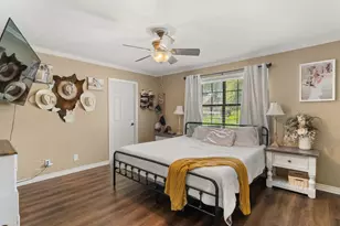 701 N Montgomery St, Gilmer, TX 75644 - Photo 22