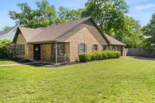 701 N Montgomery St, Gilmer, TX 75644 - Photo 10