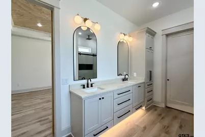 17038 Woodcrest Circle, Lindale, TX 75771 - Photo 12