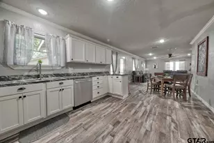 508 N Tyler St, Big Sandy, TX 75755 - Photo 14