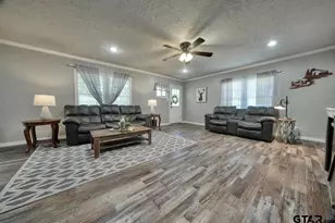 508 N Tyler St, Big Sandy, TX 75755 - Photo 6