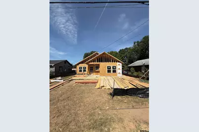 2120 N Gaston, Tyler, TX 75702 - Photo 1