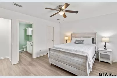429 Garrett Cir, Winona, TX 75792 - Photo 16