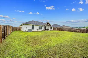 429 Laura Ln, Chandler, TX 75758 - Photo 32