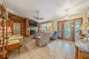 1629* 1/2 Quevado, Jacksonville, TX 75766 - Photo 18