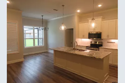 403 Deer Point Cove, Chandler, TX 75758 - Photo 12