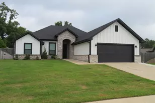 403 Deer Pt Cv, Chandler, TX 75758 - Photo 2